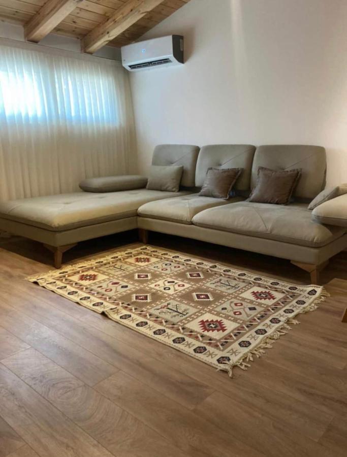 Lovely Loft 1-Bedroom In The Heart Of Τίρανα Εξωτερικό φωτογραφία